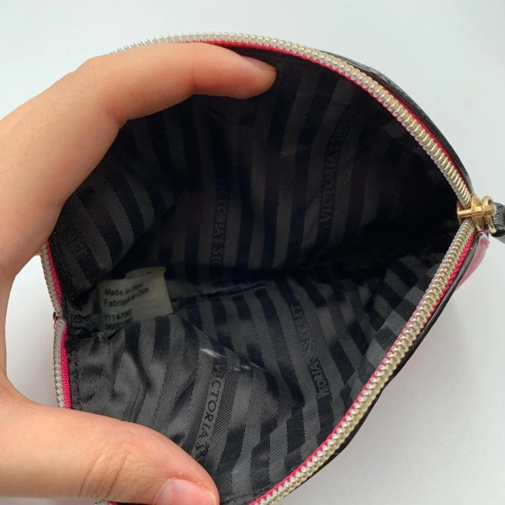 Victoria's Secret Love Victoria Beauty Makeup Bag Womens Pink Black Leather